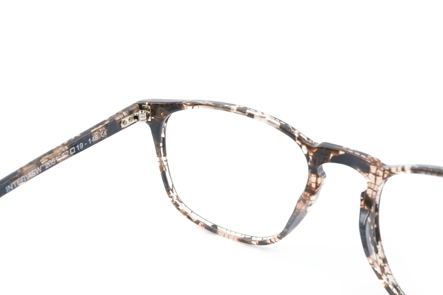 Interview – Image 10