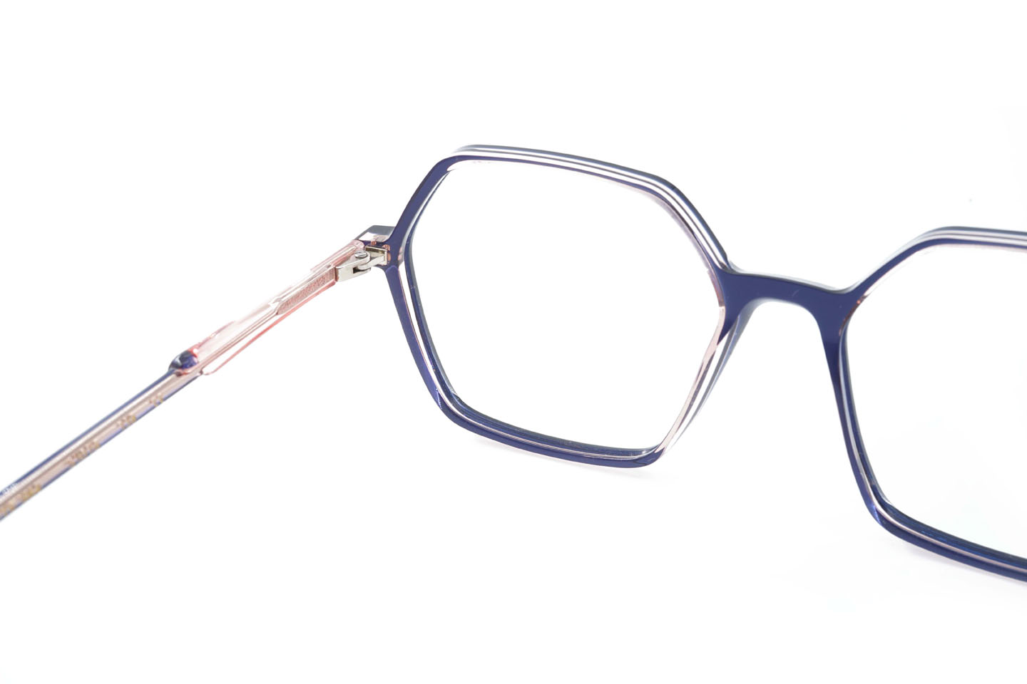 Charlotte – Image 7